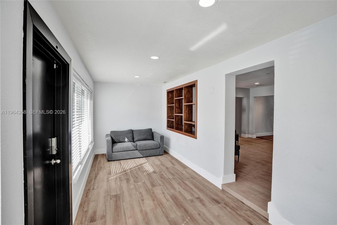 1517 Moffett St, Hollywood, FL 33020 Photo