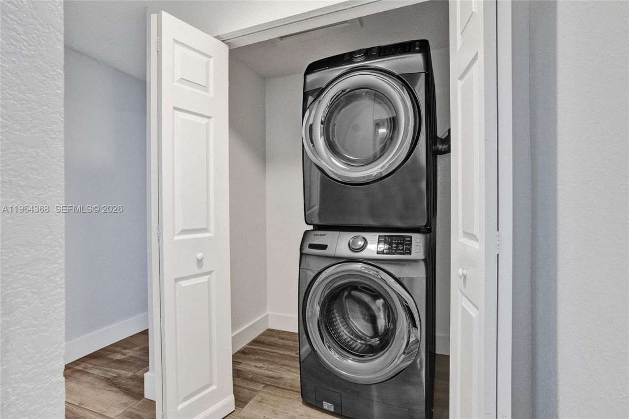 1517 Moffett St, Hollywood, FL 33020 Photo