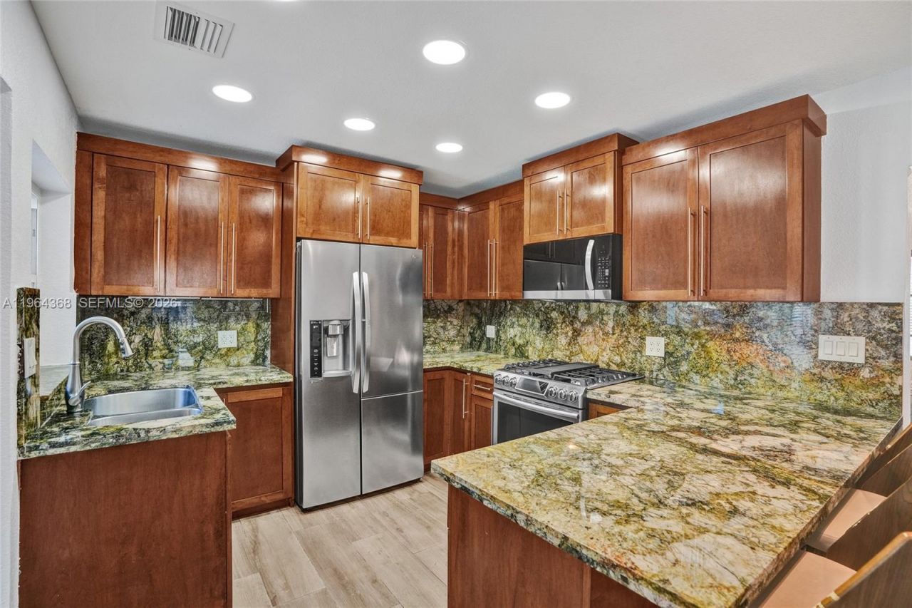 1517 Moffett St, Hollywood, FL 33020 Photo