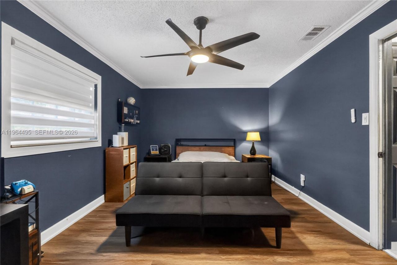 9401 NW 81st Ct, Tamarac, FL 33321 Photo