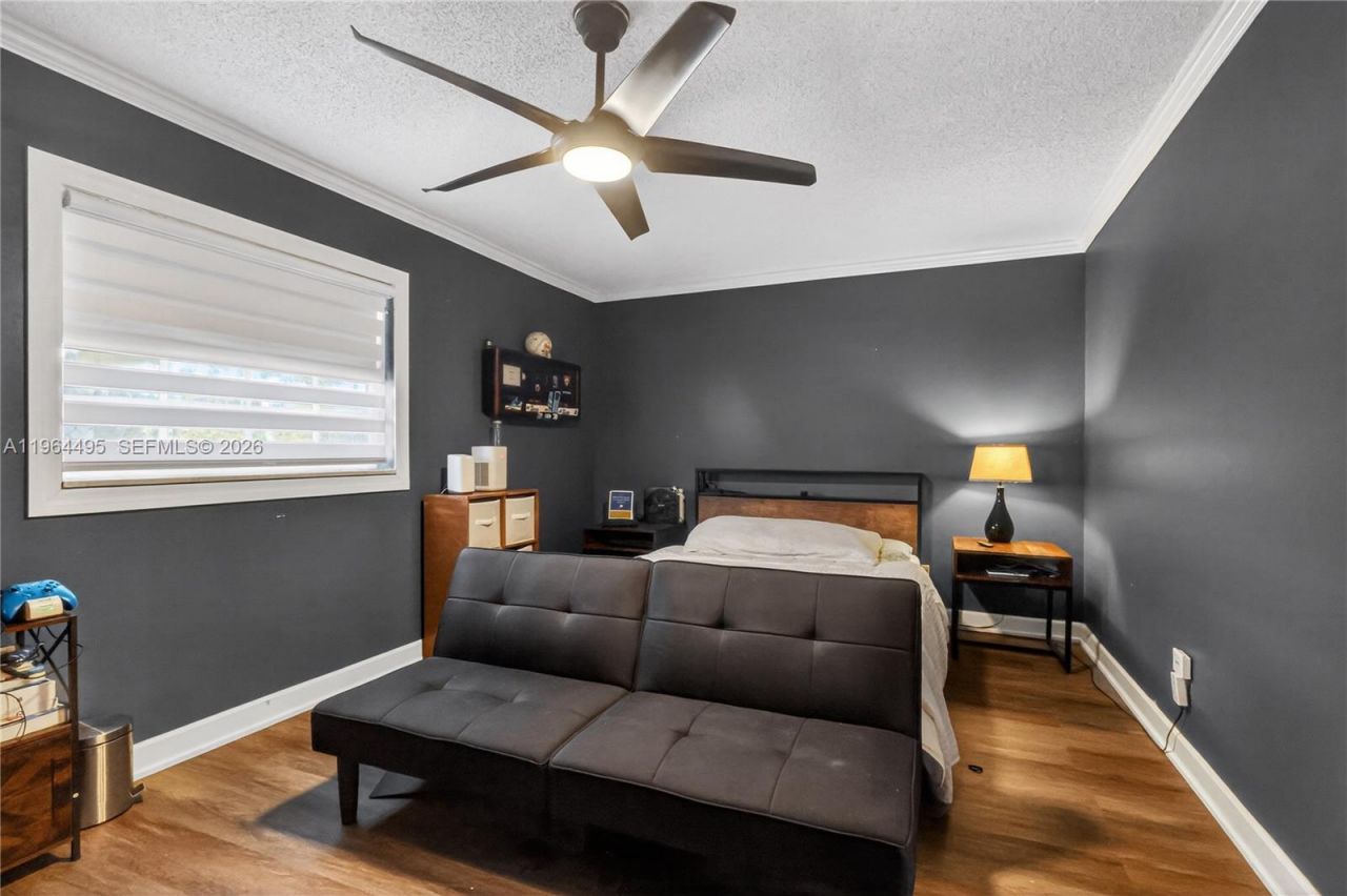 9401 NW 81st Ct, Tamarac, FL 33321 Photo