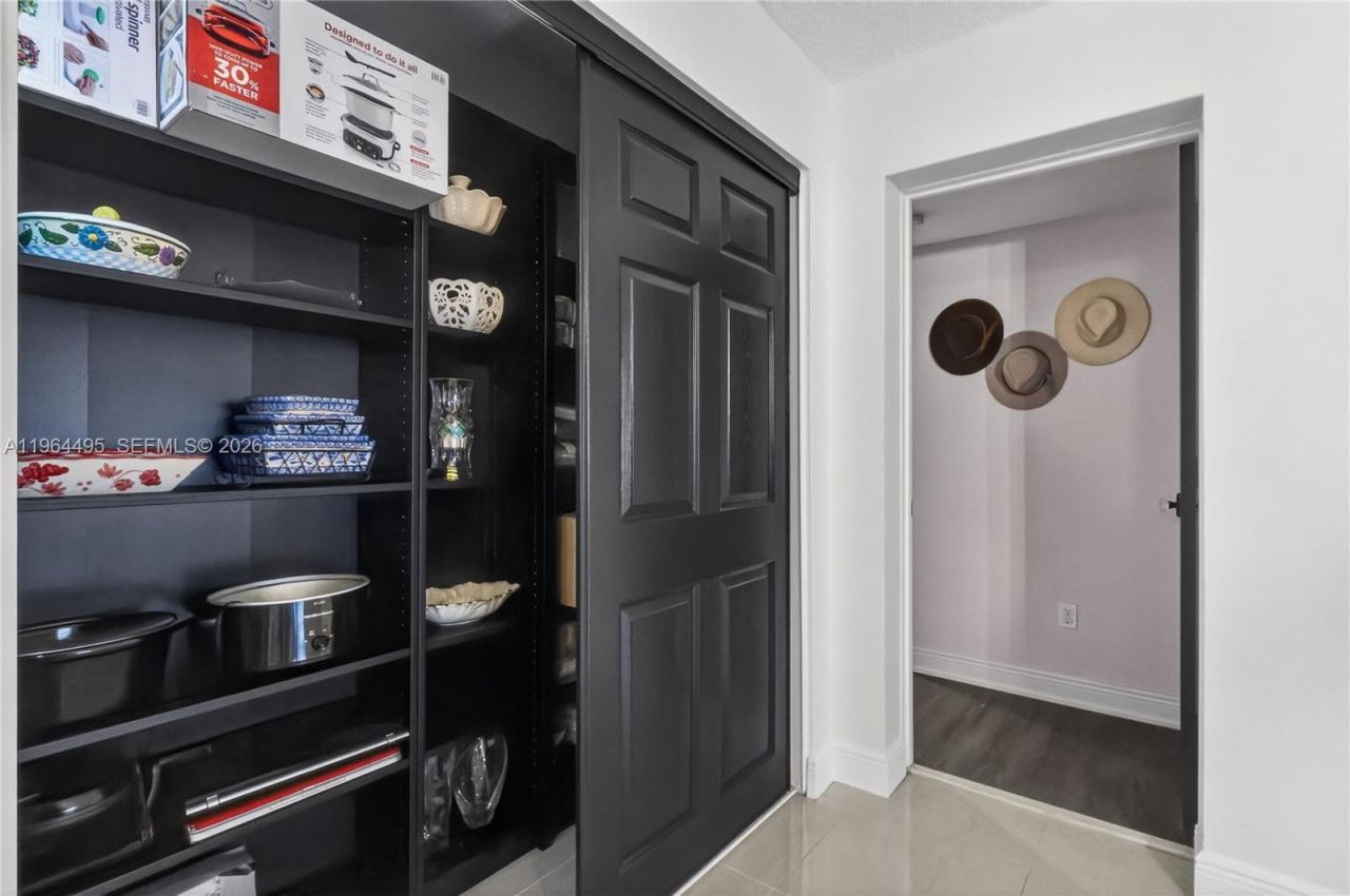 9401 NW 81st Ct, Tamarac, FL 33321 Photo