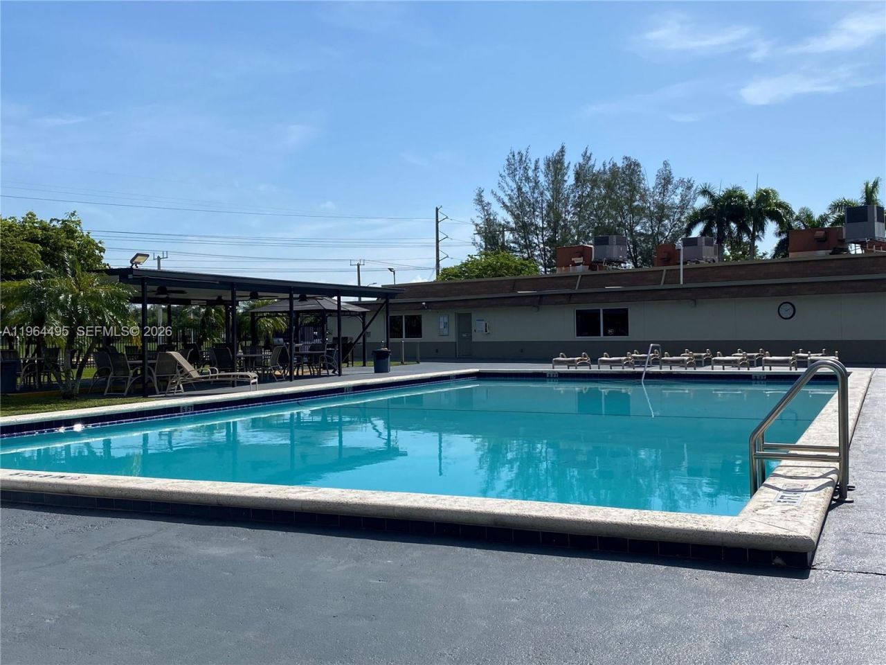 9401 NW 81st Ct, Tamarac, FL 33321 Photo