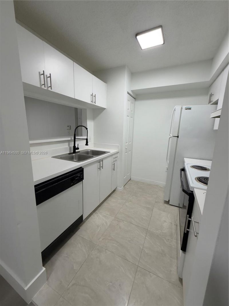 12172 Saint Andrews Pl, Unit 209, Miramar, FL 33025 Photo