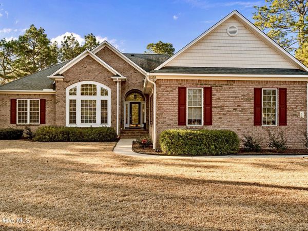 121 Sakonnet Trail, Pinehurst, NC 28374