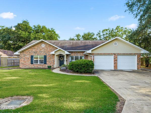 511 W 14th Street , Crowley, LA 70526