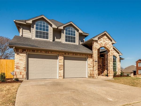 8403 Winecup Ridge, Dallas, TX 75249