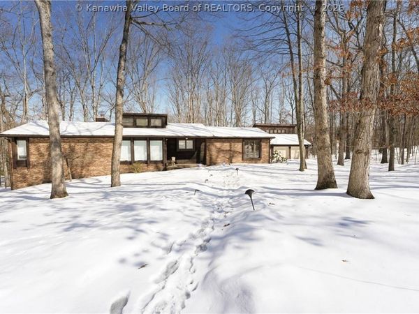 1 Pheasant Lane, Beckley, WV 25801