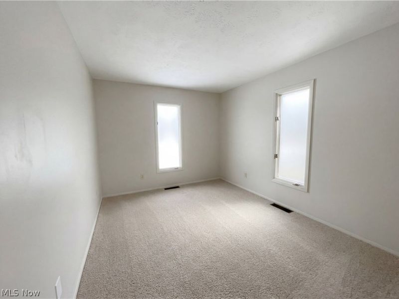 5896 Mills Creek Lane, North Ridgeville, OH 44039 Photo 14