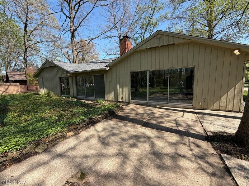 5896 Mills Creek Lane, North Ridgeville, OH 44039 Photo 20
