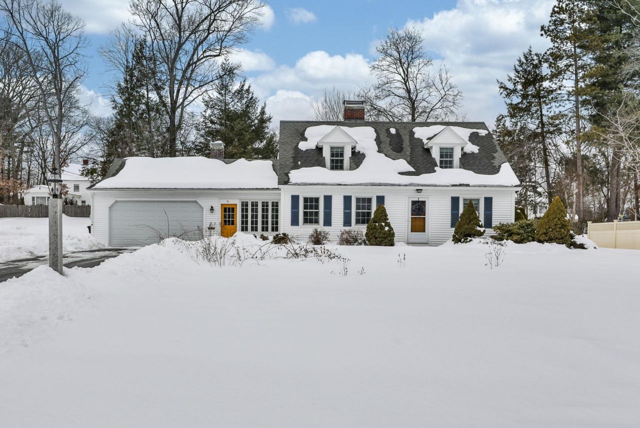 10 Wood Street, Nashua, NH 03064 Main Photo