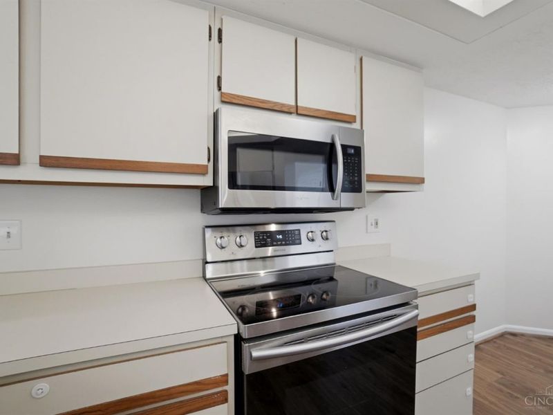 256 Centerbury Court, Unit 67, Springdale, OH 45246 Photo 10