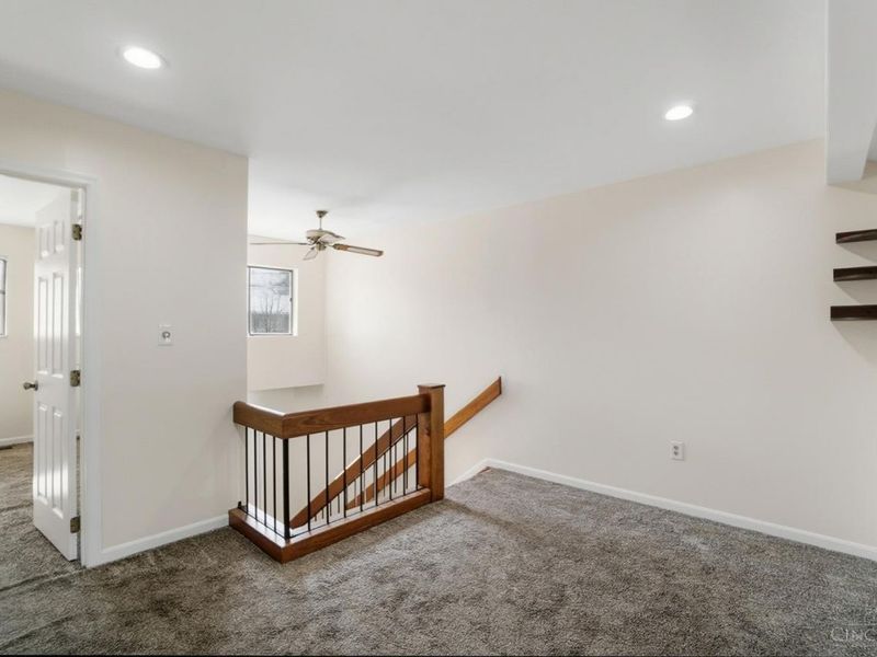 256 Centerbury Court, Unit 67, Springdale, OH 45246 Photo 17