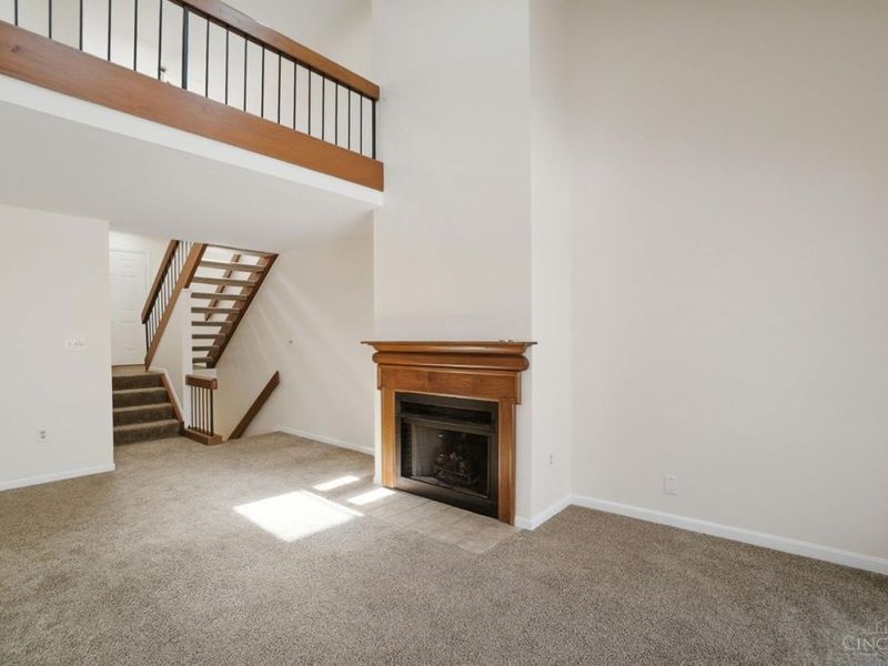 256 Centerbury Court, Unit 67, Springdale, OH 45246 Photo 5