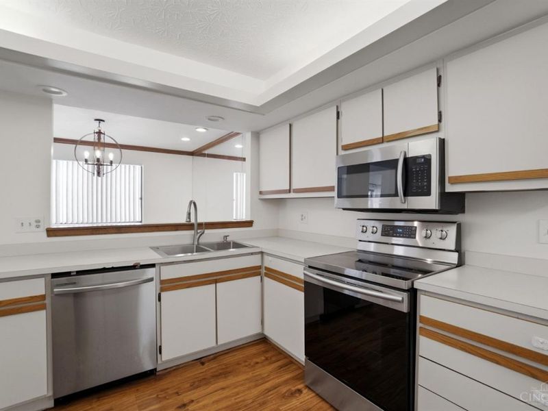 256 Centerbury Court, Unit 67, Springdale, OH 45246 Photo 8