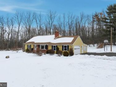 1627 DIAMOND STREET, SELLERSVILLE, PA 18960