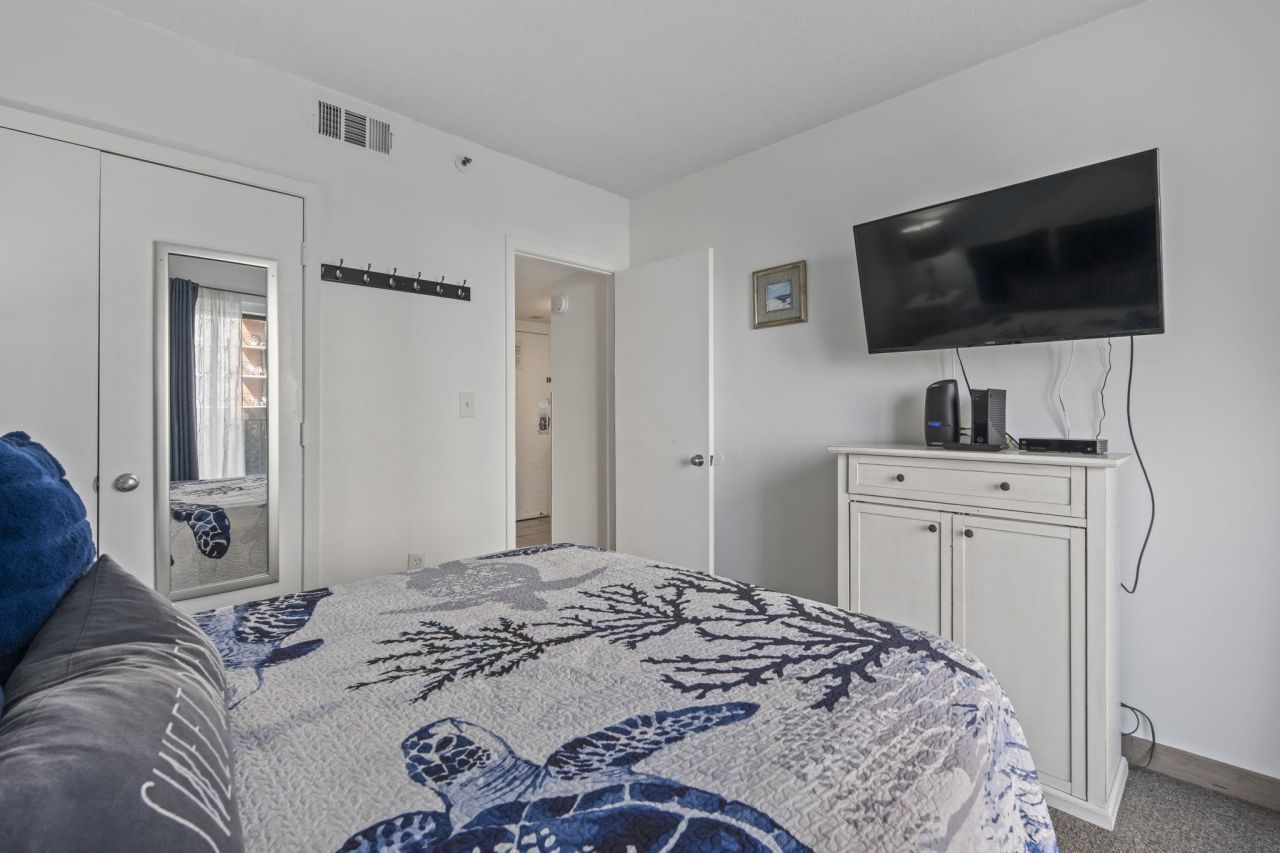 1605 S Ocean Blvd. Photo 27