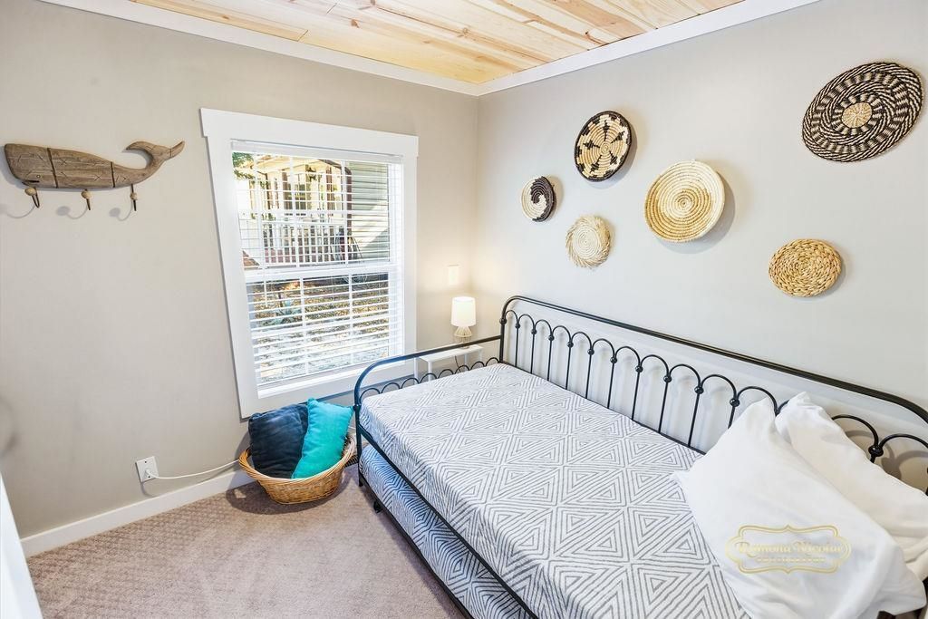 1818 Kingfisher St. Photo 28