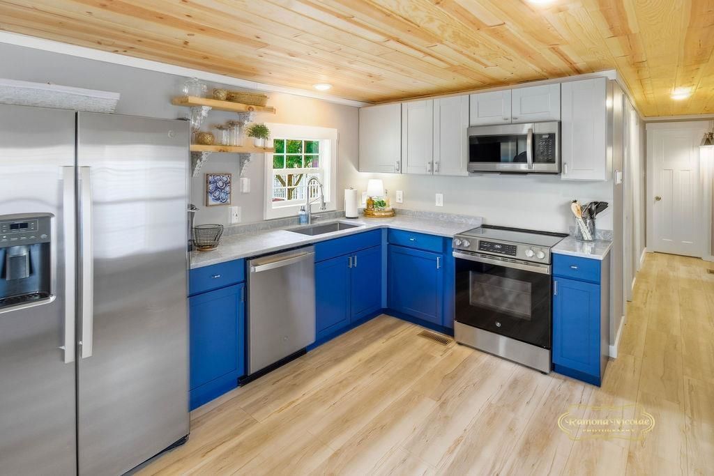 1818 Kingfisher St. Photo 6