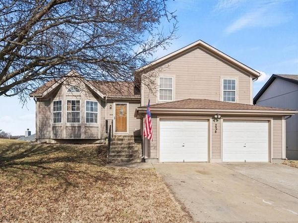 224 NW 113th Street, Kansas City, MO 64155