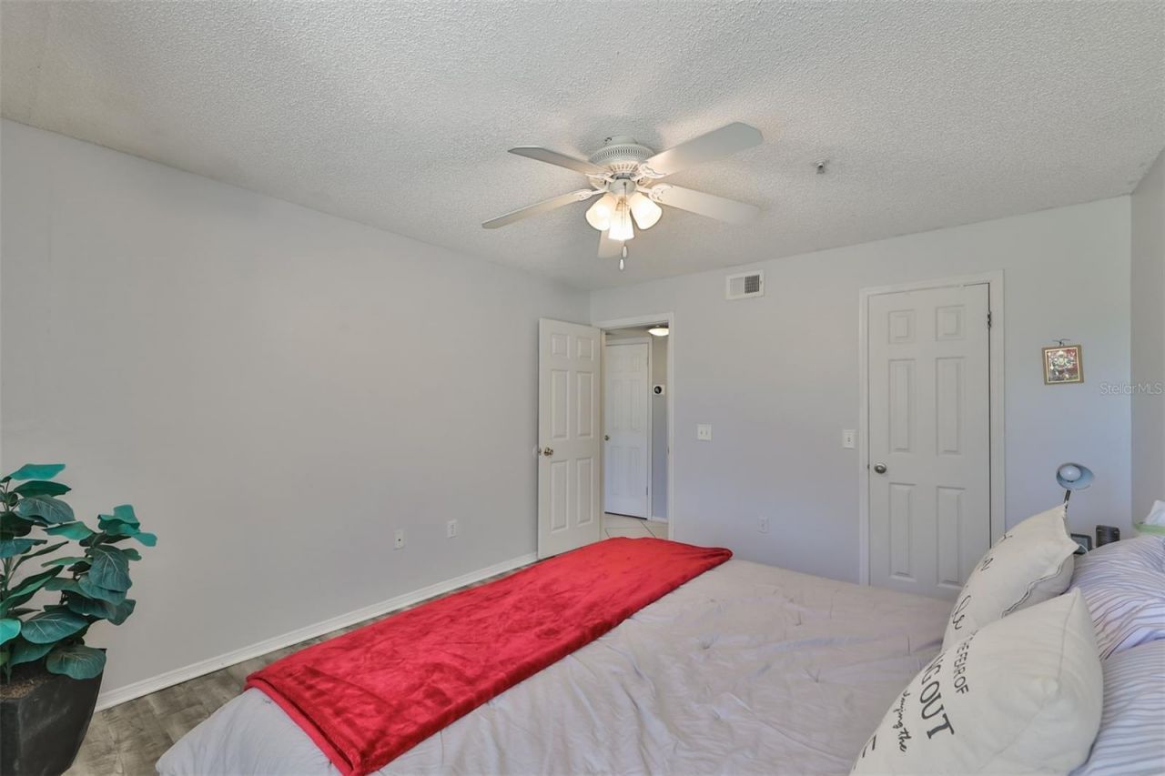 2400 Feather Sound Drive, Unit 332, Clearwater, FL 33762 Photo