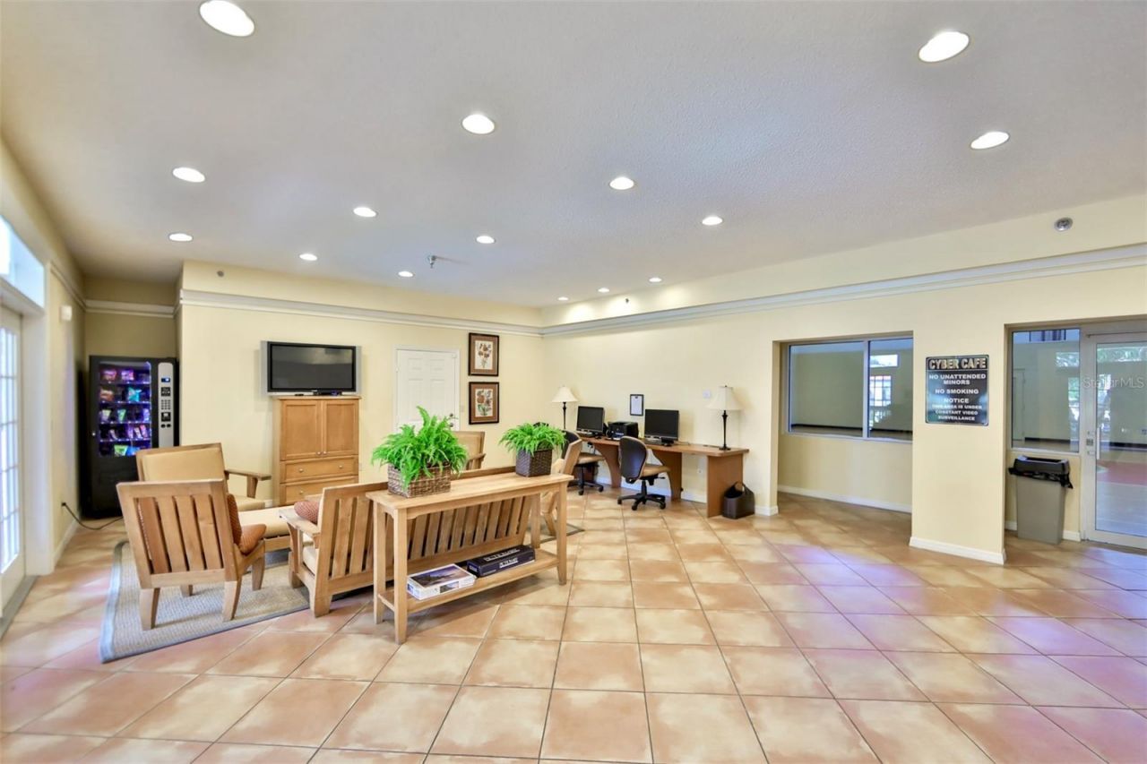 2400 Feather Sound Drive, Unit 332, Clearwater, FL 33762 Photo