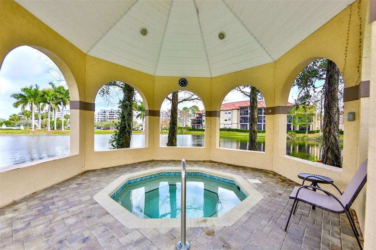 2400 Feather Sound Drive, Unit 332, Clearwater, FL 33762 Photo