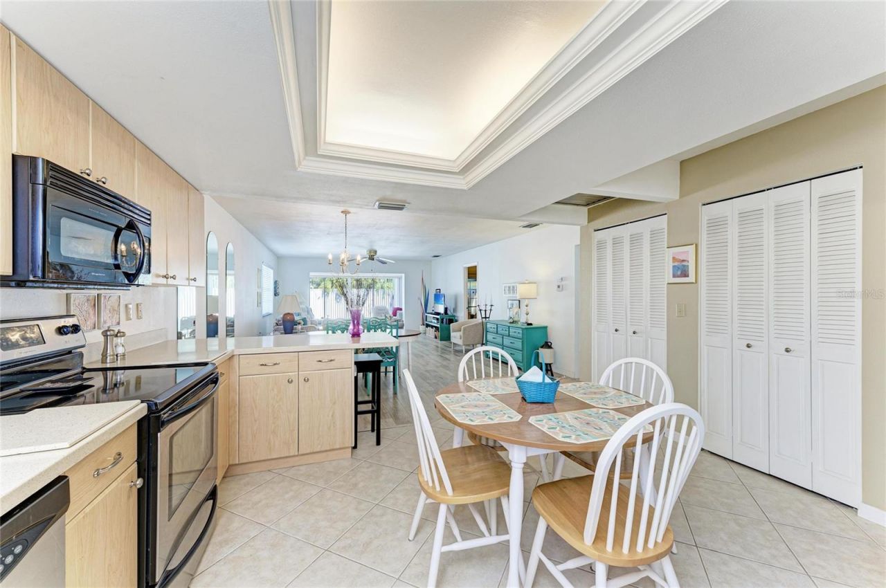 9417 Kingston Drive, Unit 9417, Bradenton, FL 34210 Photo