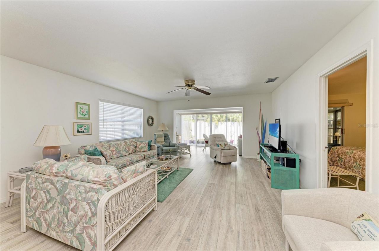 9417 Kingston Drive, Unit 9417, Bradenton, FL 34210 Photo
