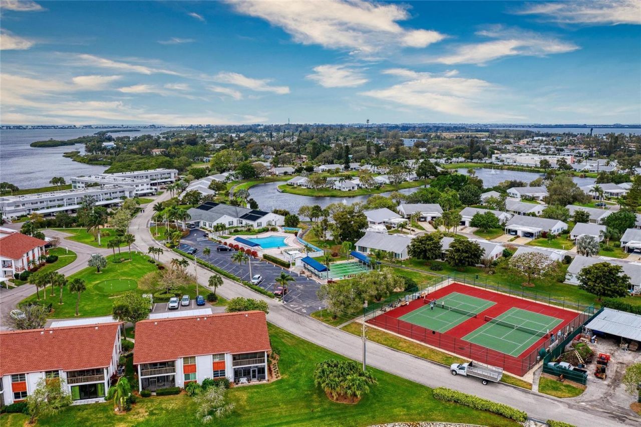 9417 Kingston Drive, Unit 9417, Bradenton, FL 34210 Photo