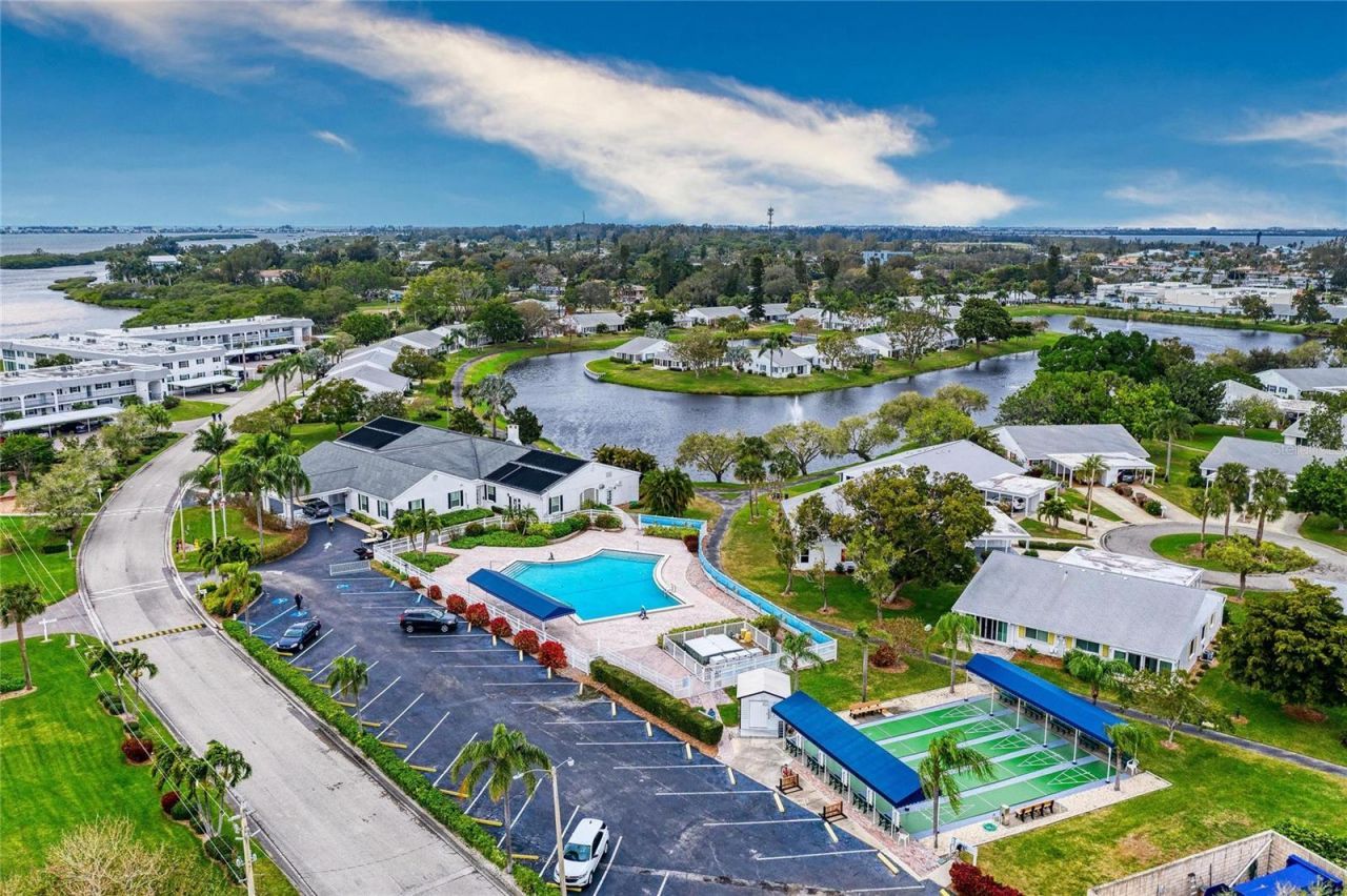 9417 Kingston Drive, Unit 9417, Bradenton, FL 34210 Photo