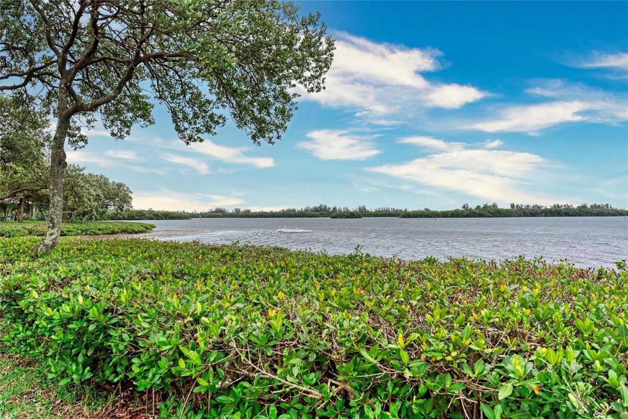 9417 Kingston Drive, Unit 9417, Bradenton, FL 34210 Photo