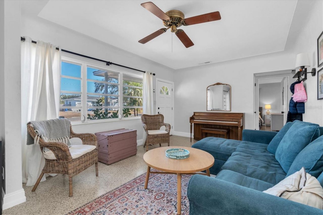 4018 26th Avenue N, Saint Petersburg, FL 33713 Photo