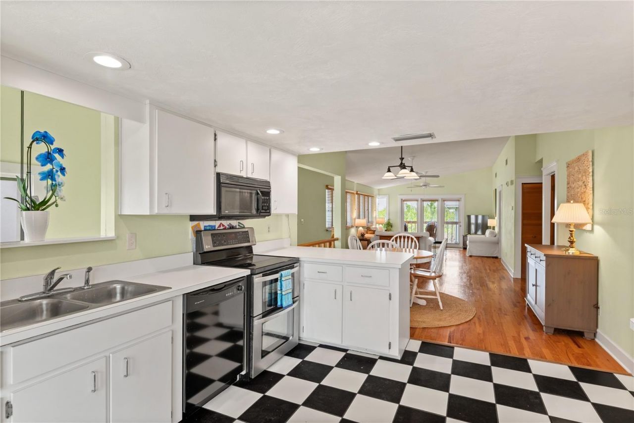 6956 Turtlemound Road, New Smyrna Beach, FL 32169 Photo