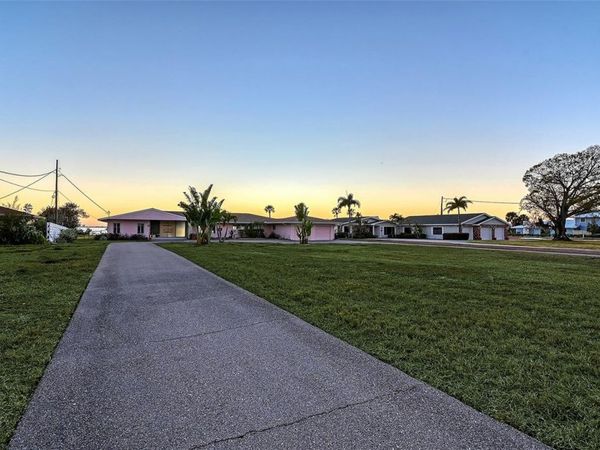 7322 WESTMORELAND DRIVE, SARASOTA, FL 34243