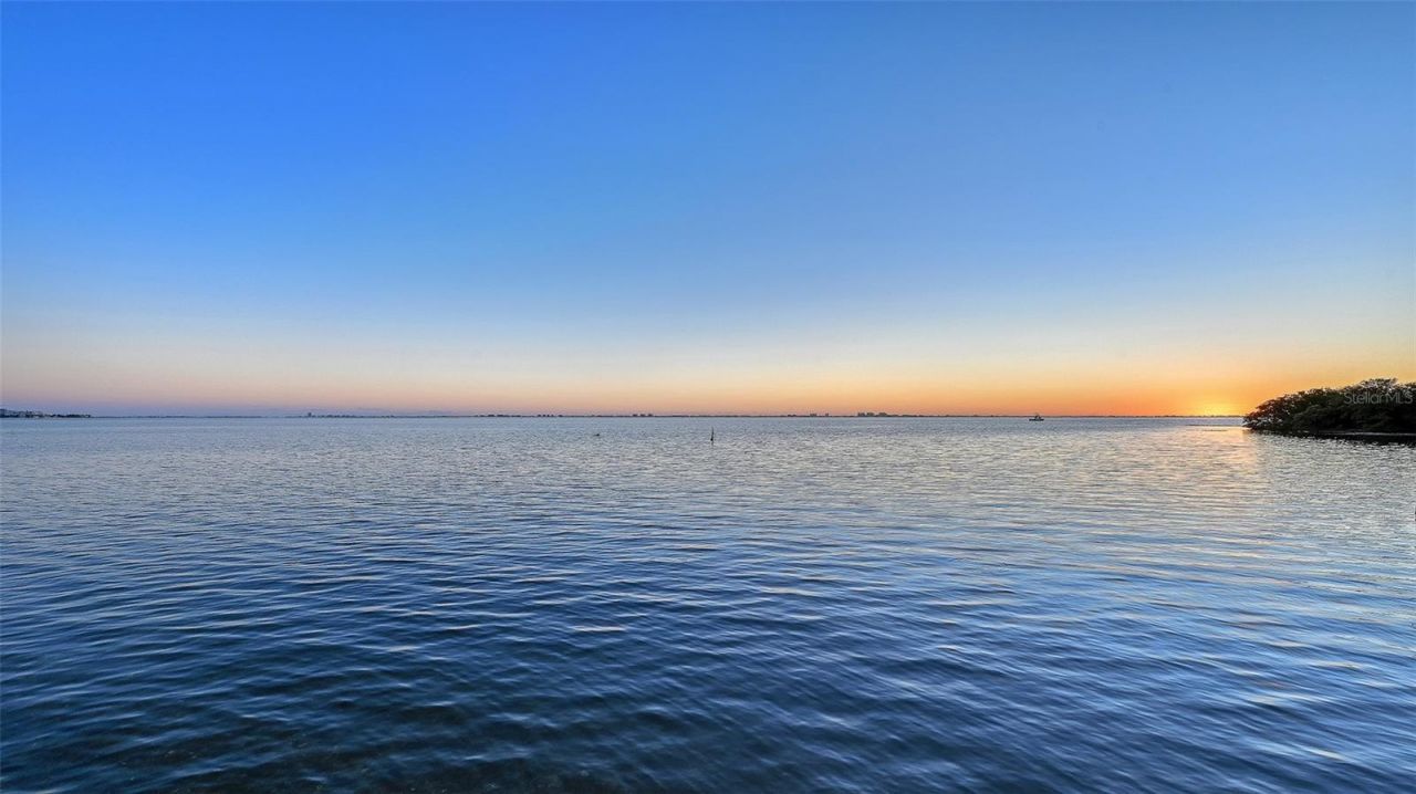 7322 Westmoreland Drive, Sarasota, FL 34243 Photo