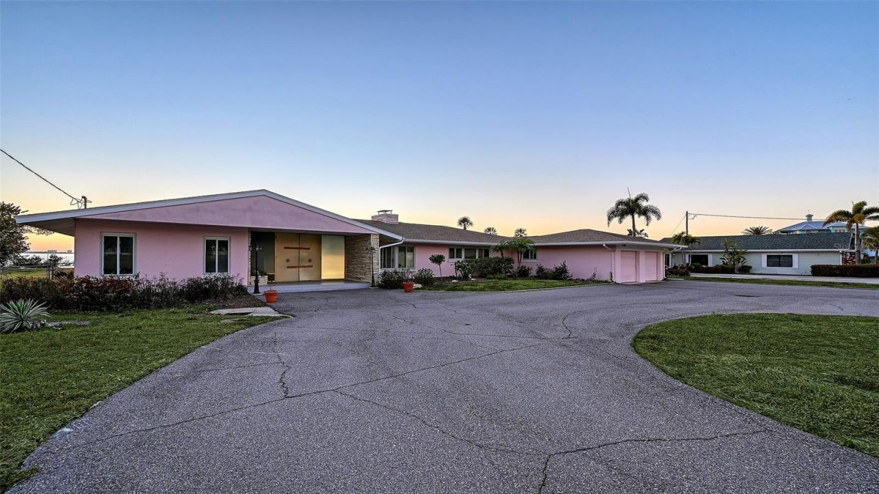 7322 Westmoreland Drive, Sarasota, FL 34243 Photo