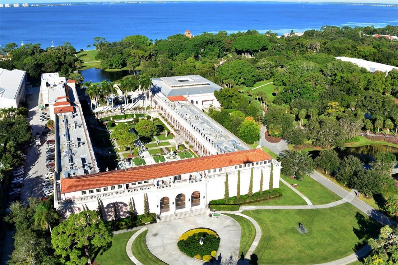 7322 Westmoreland Drive, Sarasota, FL 34243 Photo