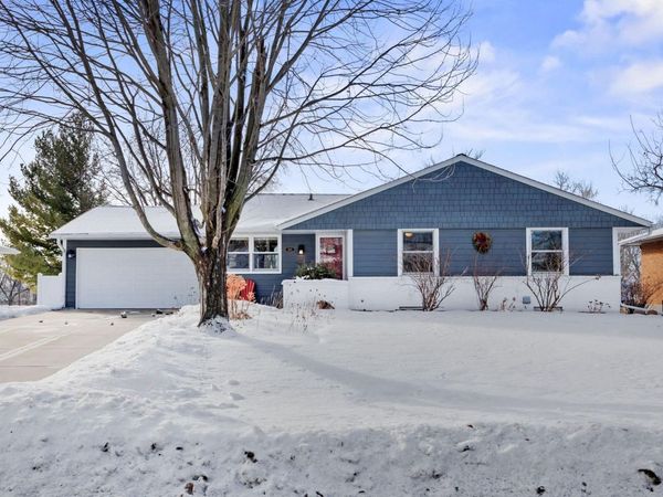 5169 Abercrombie Drive, Edina, MN 55439