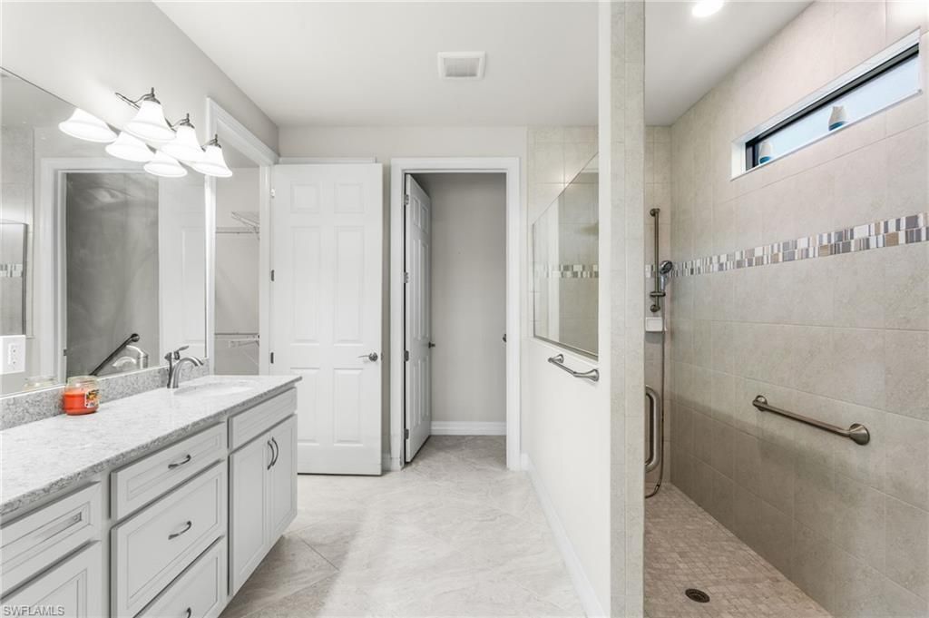 11719 Bowes Cir, Fort Myers, FL 33913 Photo