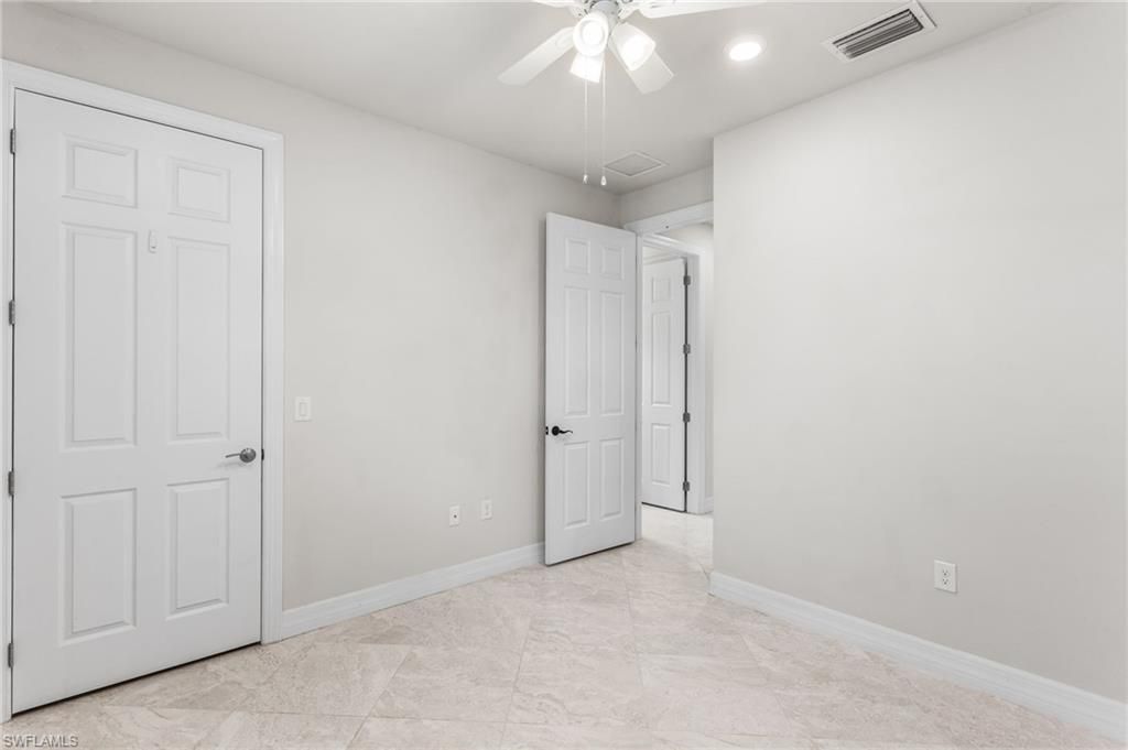 11719 Bowes Cir, Fort Myers, FL 33913 Photo