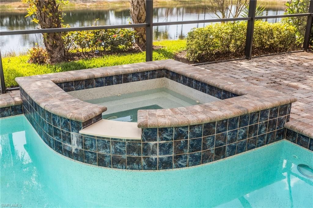 11719 Bowes Cir, Fort Myers, FL 33913 Photo