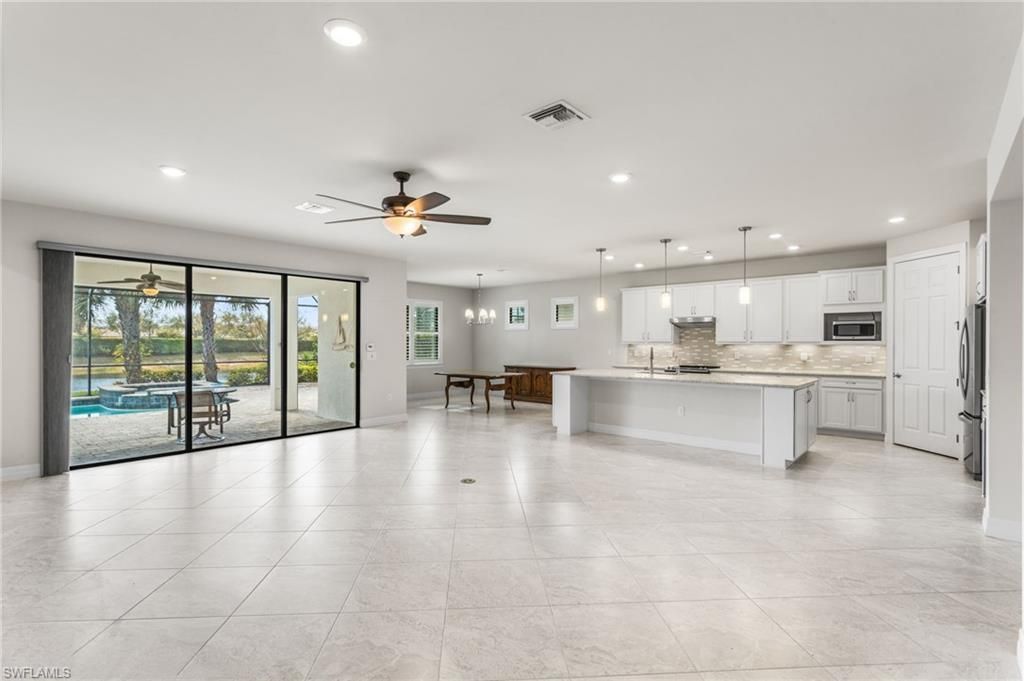 11719 Bowes Cir, Fort Myers, FL 33913 Photo