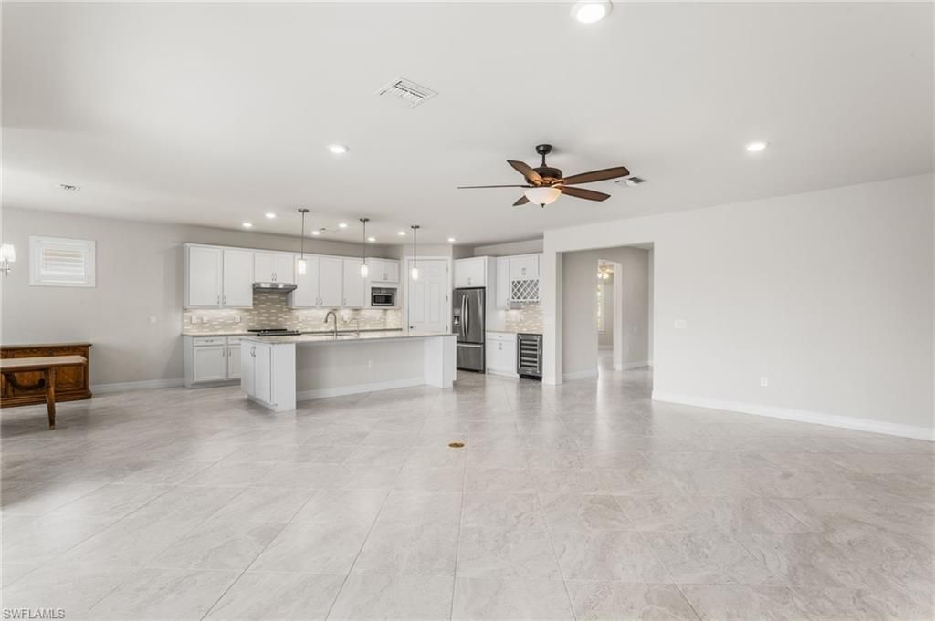 11719 Bowes Cir, Fort Myers, FL 33913 Photo