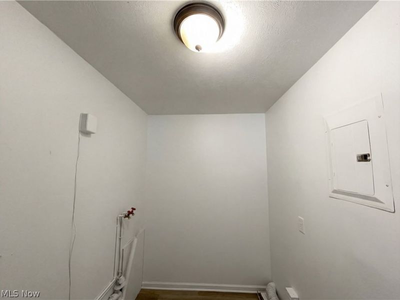 832 S Logan Street, Elyria, OH 44035 Photo 14