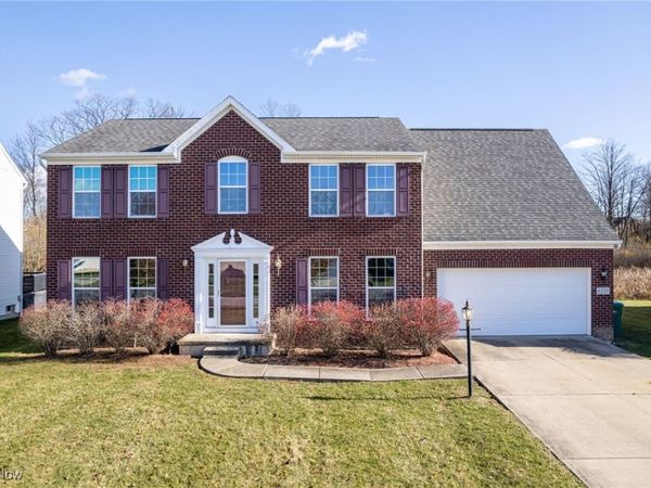 6227 Whitetail Run, Bedford, OH 44146