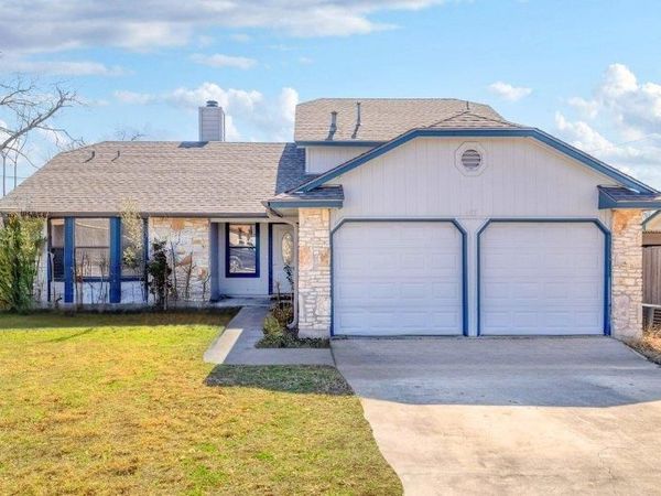 405 Brookhollow DR, Pflugerville, TX 78660