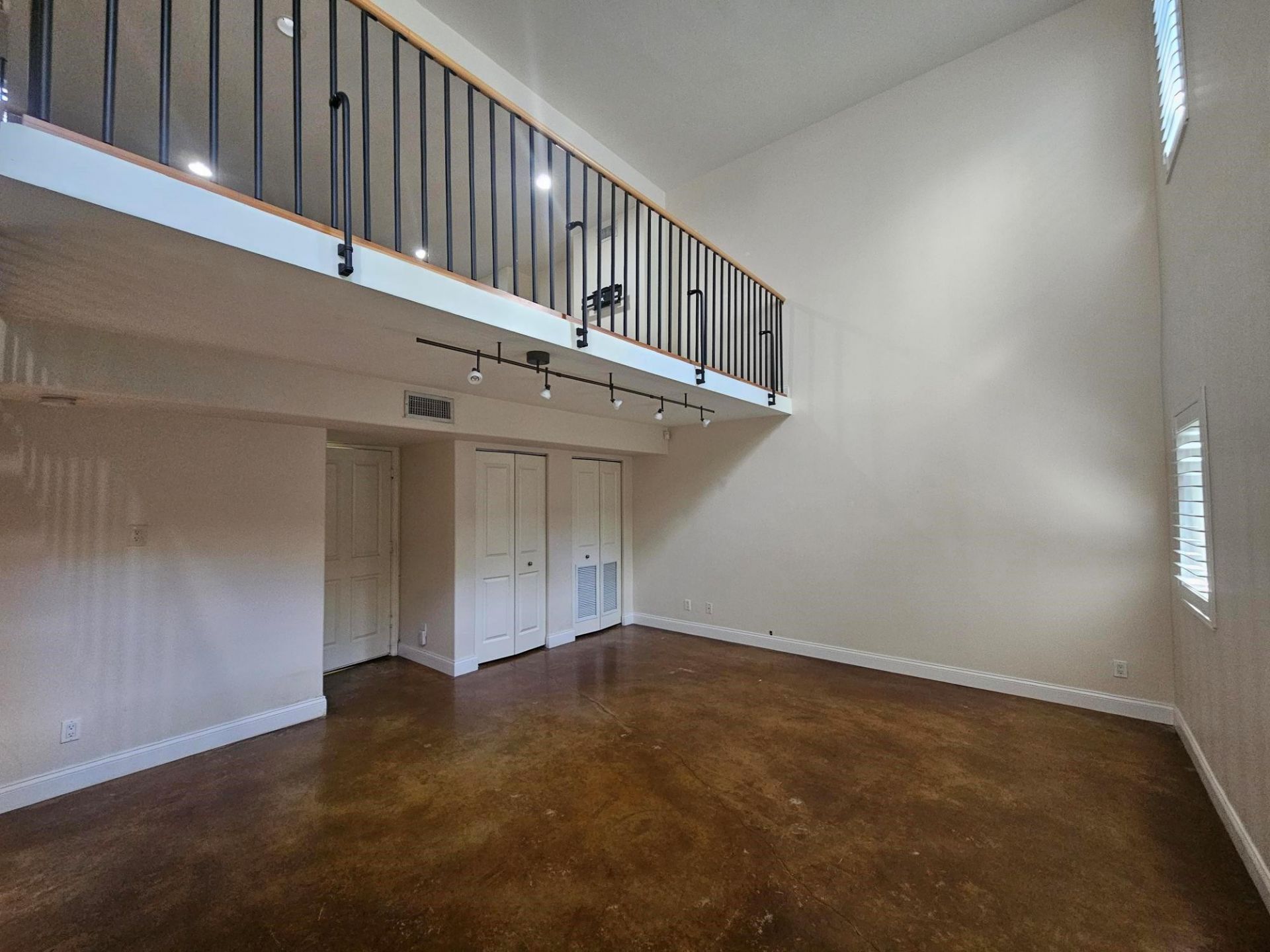 812 SW 4th Avenue, Unit 8, Fort Lauderdale, FL 33315 Photo