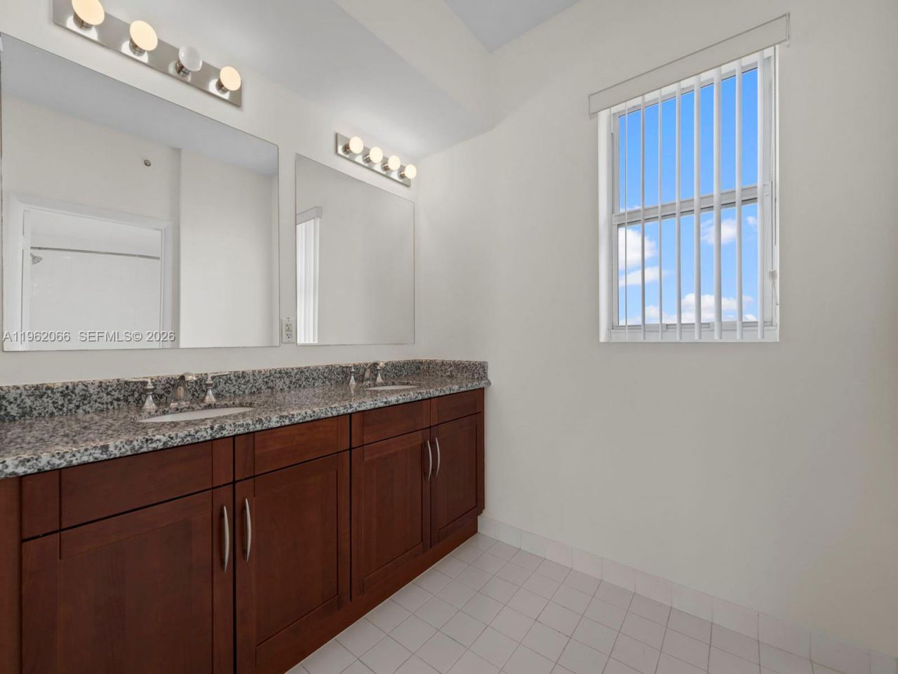 7265 SW 89th St, Unit A520, Miami, FL 33156 Photo