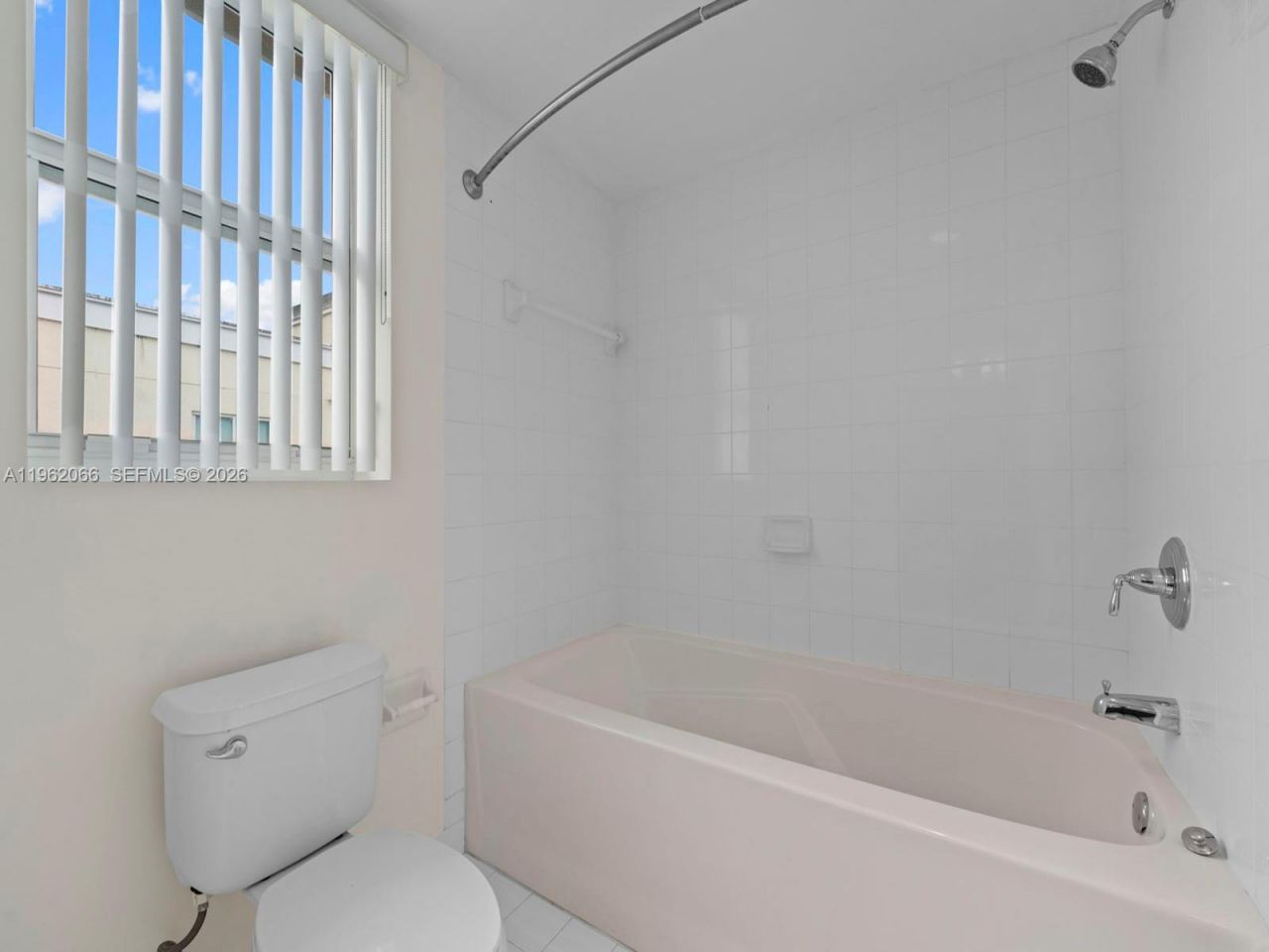 7265 SW 89th St , Unit A520, Miami, FL 33156 Photo